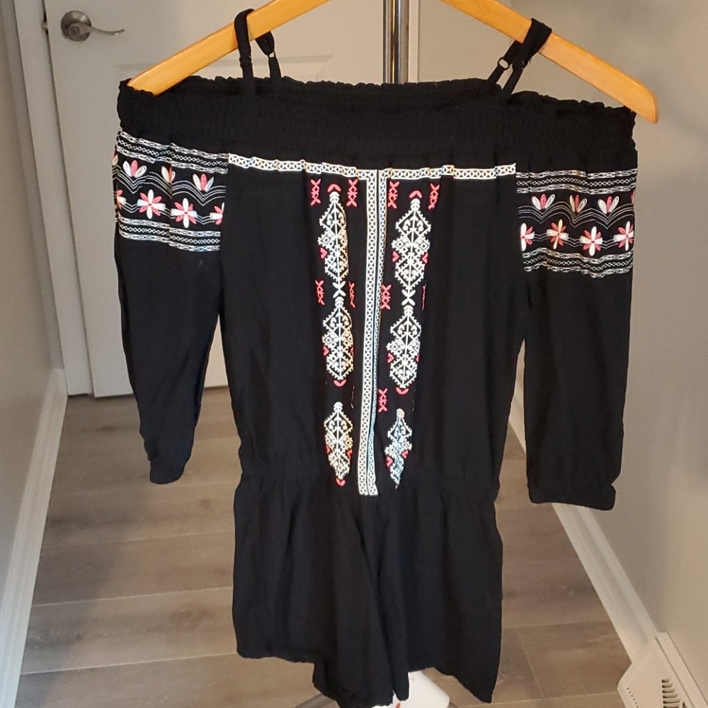 Girl's romper